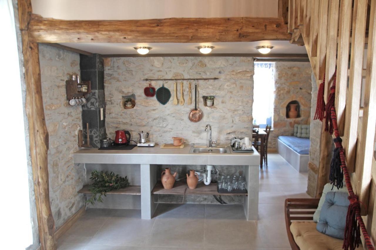 Laini Guest Houses Kouloukouthiana 외부 사진