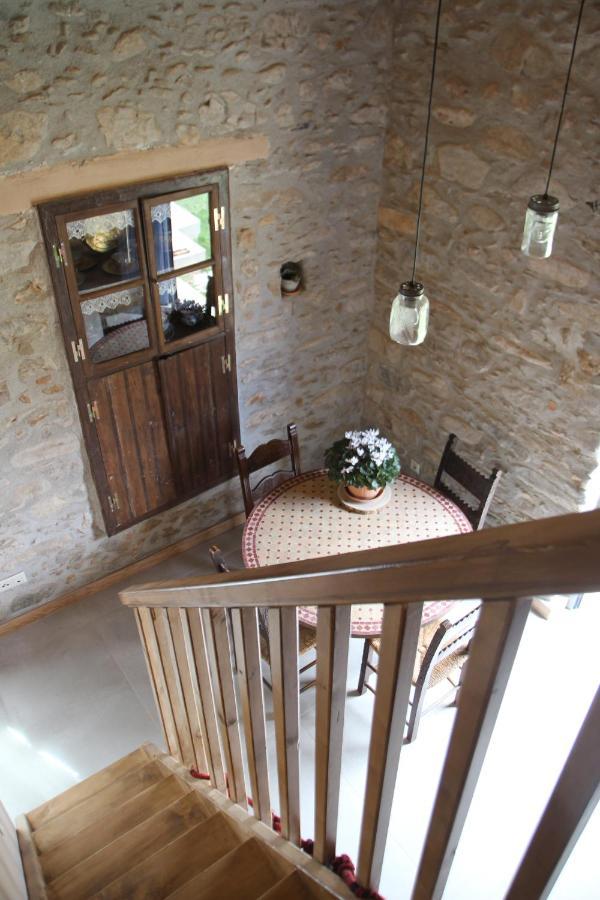 Laini Guest Houses Kouloukouthiana 외부 사진